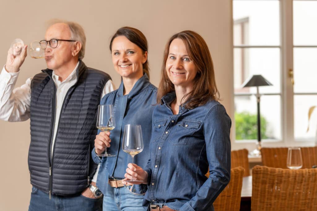 Die Winzer vom Weingut Eifel-Pfeiffer im Weingut